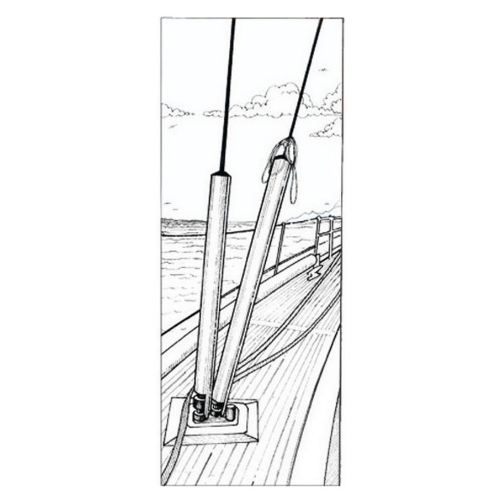 Cover trims shrouds and rigging screws made of anodized aluminium