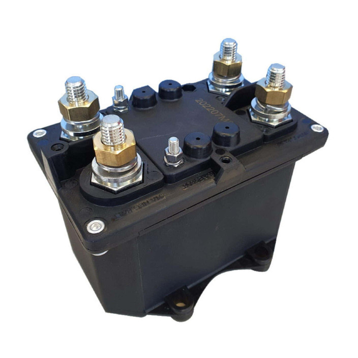 Automatic bipolar battery switch