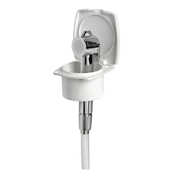 New Edge deck shower with Niagara head