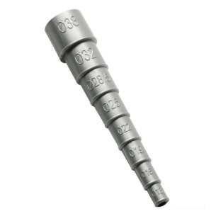 Universal hose adapter to