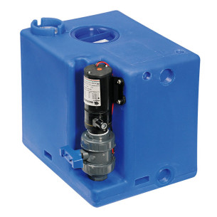 Waste water tank wmacerator