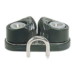 Servo clam cleat