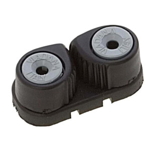 Clam cleat carbon