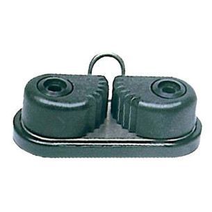 Resin clamcleat f
