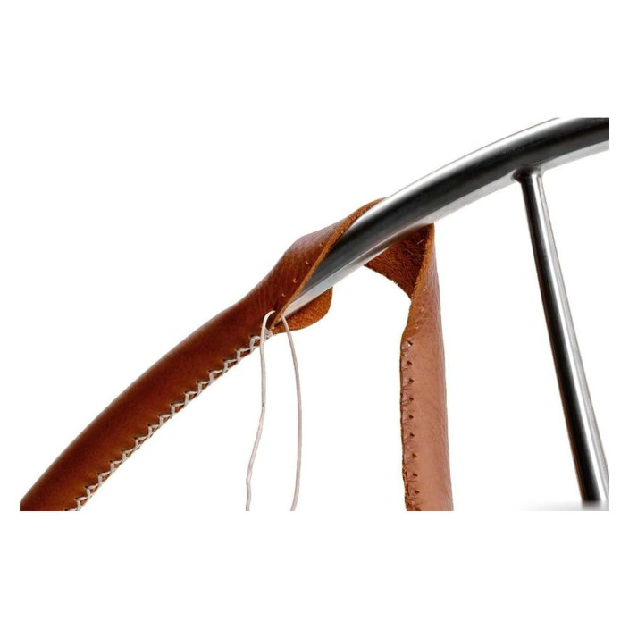 Kit to cover steering wheels wleather