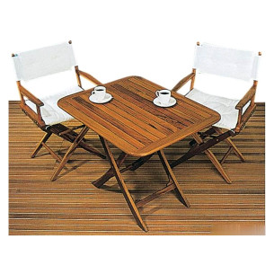 Foldable teak table